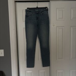 Signature Women's Dark Blue Skinny Jeans